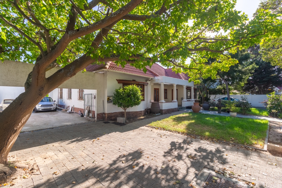 2 Bedroom Property for Sale in Pinelands Western Cape